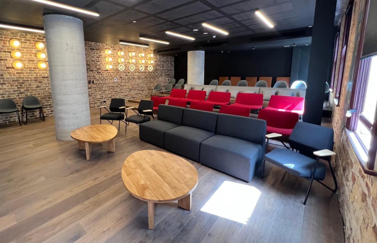 Modern Co-Living Apartments In Perth Central المظهر الخارجي الصورة